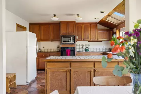 Kitchen - 17400 Taylor Ln, Occidental, CA 95465 photo 1 of 3