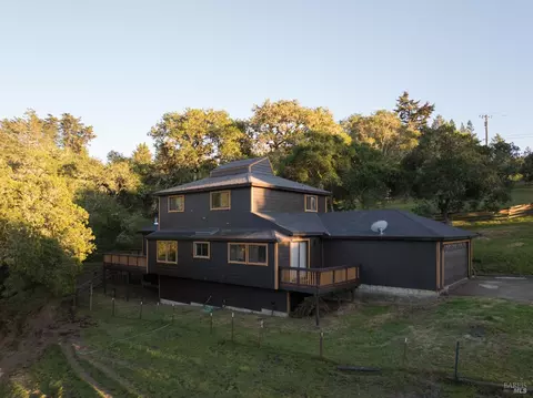 Exterior - 17400 Taylor Ln, Occidental, CA 95465 photo 3 of 17