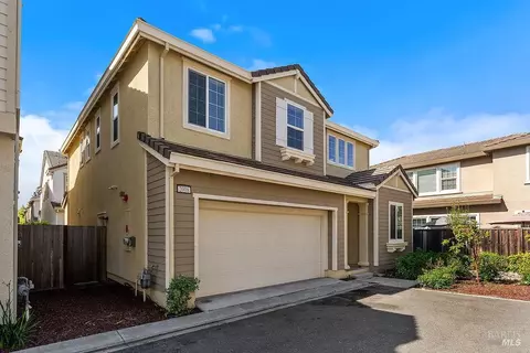 2008 Karen Pl, Rohnert Park, CA 94928