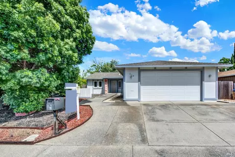 619 Placer Ln, Suisun City, CA 94585