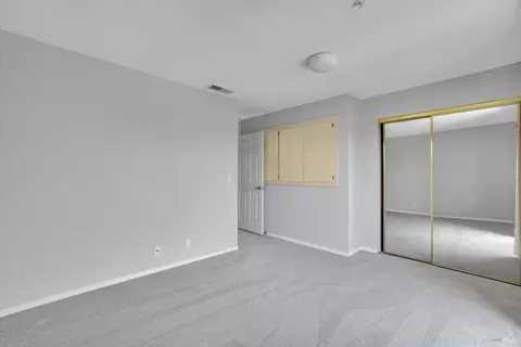 Bedroom - 1152 Pear Tree Ln, Napa, CA 94558 photo 8 of 9