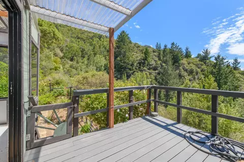 Exterior - 75 Lee St, Mill Valley, CA 94941 photo 5 of 22