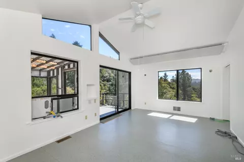 Living - 75 Lee St, Mill Valley, CA 94941 photo 7 of 7