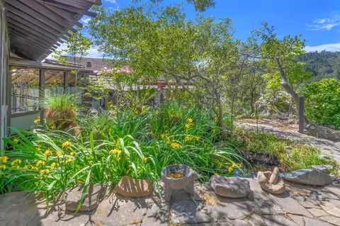 Exterior - 75 Lee St, Mill Valley, CA 94941 photo 7 of 22