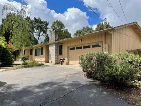 3970 Kim Ct, Sebastopol, CA 95472