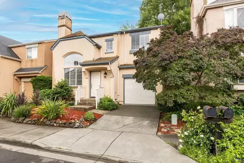 2414 Bramble Way, Santa Rosa, CA 95403