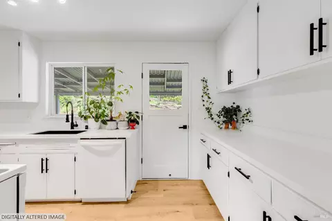 Kitchen - 160 Bergwall Way, Vallejo, CA 94591 photo 1 of 3