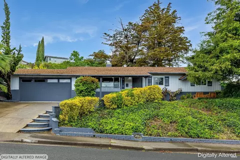 160 Bergwall Way, Vallejo, CA 94591