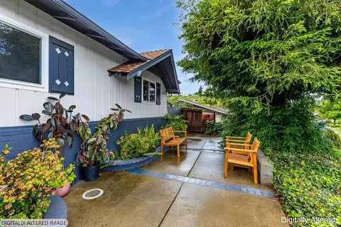 Exterior - 160 Bergwall Way, Vallejo, CA 94591 photo 6 of 20