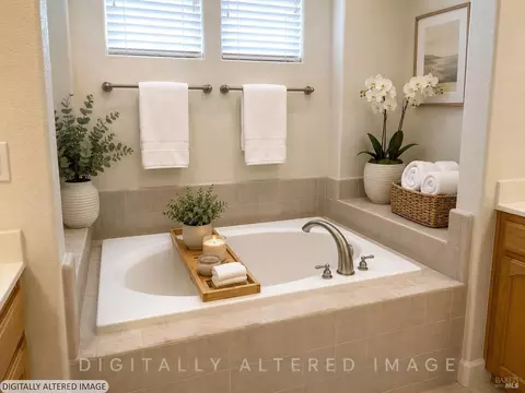 Bath - 368 Decanter Cir, Windsor, CA 95492 photo 2 of 3