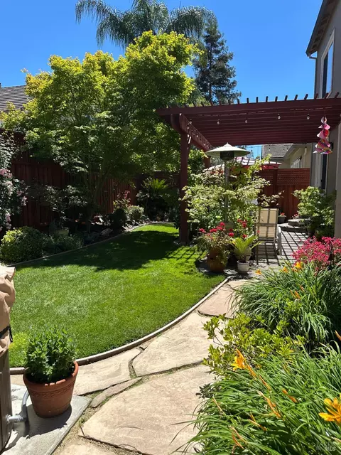 Exterior - 368 Decanter Cir, Windsor, CA 95492 photo 7 of 7