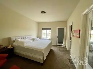 Bedroom - 300 Locust Dr #22, Vallejo, CA 94591 photo 1 of 2