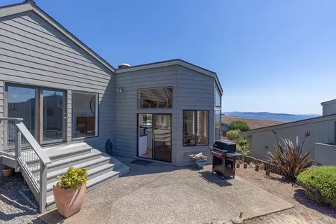 Exterior - 20178 Osprey Dr, Bodega Bay, CA 94923 photo 4 of 7