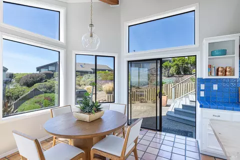 Dining - 20178 Osprey Dr, Bodega Bay, CA 94923 photo 7 of 7