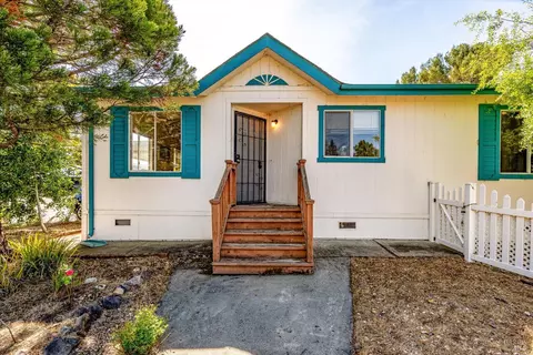 271 Russian Flag Way, Sonoma, CA 95476