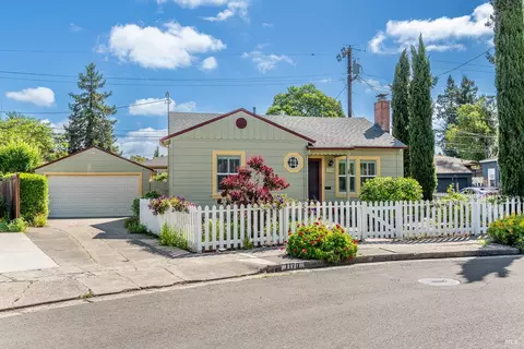 1170 Neale Dr, Santa Rosa, CA 95404