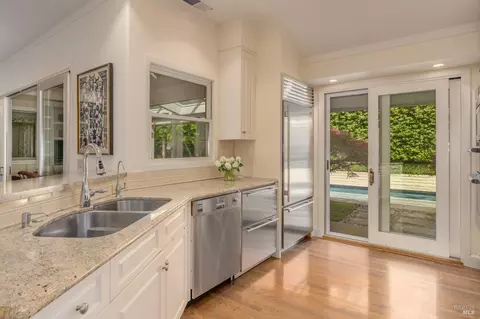 Kitchen - 590 4th St E, Sonoma, CA 95476 photo 3 of 3