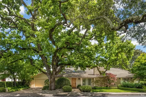Exterior - 590 4th St E, Sonoma, CA 95476 photo 2 of 11