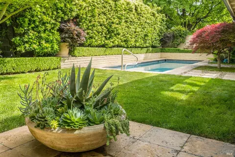 Exterior - 590 4th St E, Sonoma, CA 95476 photo 7 of 11