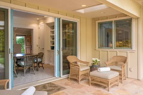 Exterior - 590 4th St E, Sonoma, CA 95476 photo 5 of 11