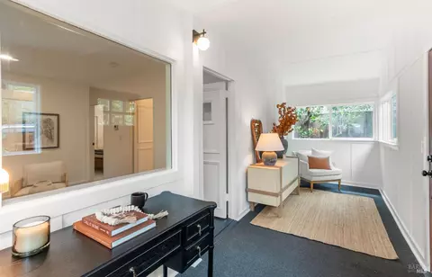 Entry Way - 208 Chapman Dr, Corte Madera, CA 94925 photo 2 of 2