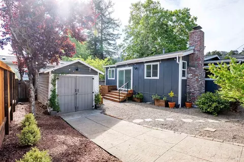 Exterior - 208 Chapman Dr, Corte Madera, CA 94925 photo 6 of 6