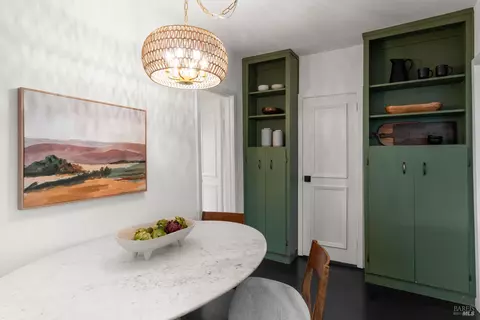 Dining - 208 Chapman Dr, Corte Madera, CA 94925 photo 1 of 2