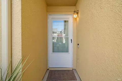 Entry Way - 171 Rogue Ct, Fairfield, CA 94534 photo 1 of 1
