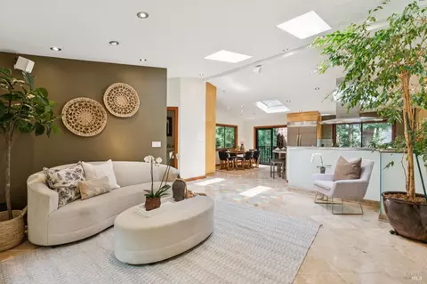 Living - 399 Marion Ave, Mill Valley, CA 94941 photo 2 of 2