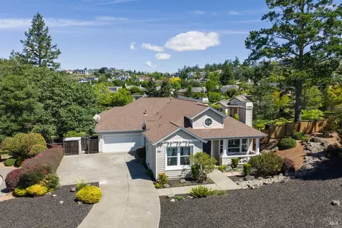 3684 Banbury Ct, Santa Rosa, CA 95404