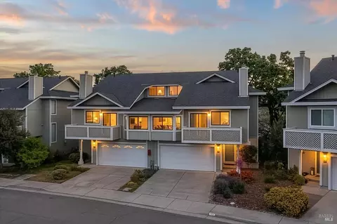 21 Briarwood Ct, Novato, CA 94947