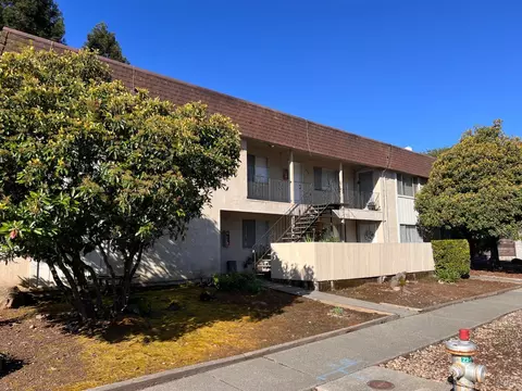 931 Golden Gate Dr, Napa, CA 94558