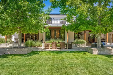 1837 Fir Hill Dr, Saint Helena, CA 94574