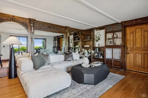 Living - 104 Bulkley Ave #1, Sausalito, CA 94965 photo 1 of 2