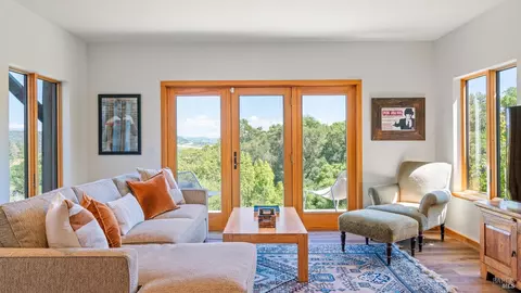 Living - 6355 Mountain View Ranch Rd, Healdsburg, CA 95448 photo 4 of 5
