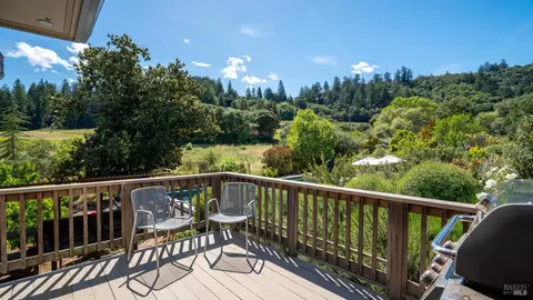 Exterior - 6355 Mountain View Ranch Rd, Healdsburg, CA 95448 photo 3 of 18