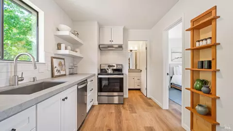 Kitchen - 6355 Mountain View Ranch Rd, Healdsburg, CA 95448 photo 7 of 7