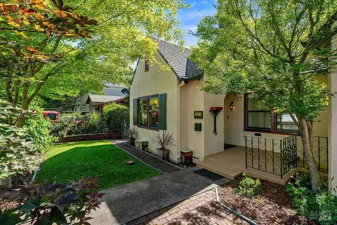 517-519 Johnson St, Healdsburg, CA 95448