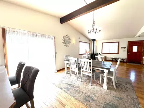 Dining - 116 Spring St, Fort Bragg, CA 95437 photo 2 of 4