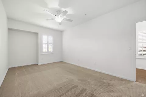 Bedroom - 4473 Avondale Cir, Fairfield, CA 94533 photo 5 of 6