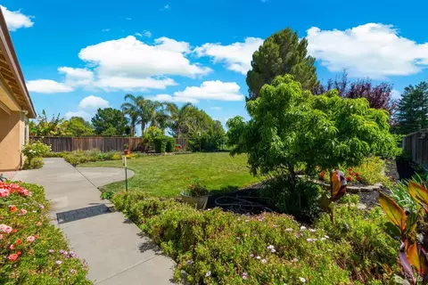 Exterior - 4473 Avondale Cir, Fairfield, CA 94533 photo 16 of 26