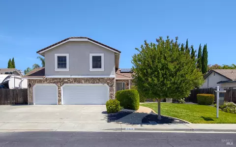 307 Flagstone Ct, Vacaville, CA 95687