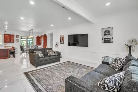 Living - 8304 Shadi Ln, Winters, CA 95694 photo 3 of 4