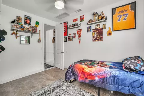 Bedroom - 8304 Shadi Ln, Winters, CA 95694 photo 7 of 10