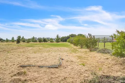 Exterior - 8304 Shadi Ln, Winters, CA 95694 photo 36 of 38