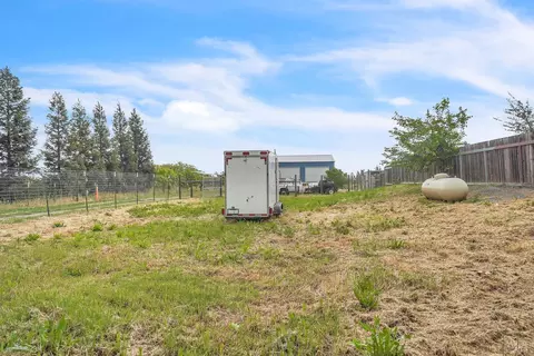 Exterior - 8304 Shadi Ln, Winters, CA 95694 photo 31 of 38