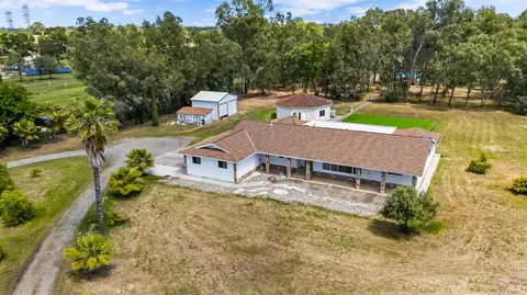 7150 Shelton Ln, Vacaville, CA 95688
