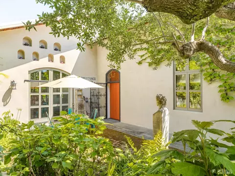 1015 Geysers Rd, Cloverdale, CA 95425