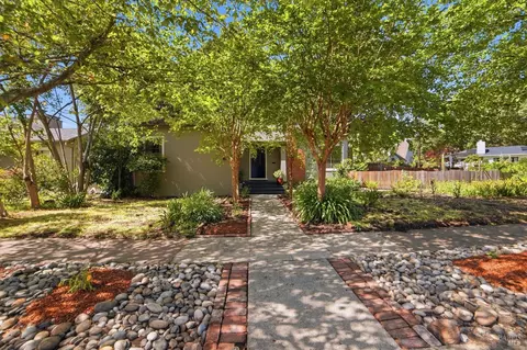 231 Talbot Ave, Santa Rosa, CA 95405