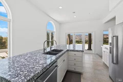 Kitchen - 4119 Campini Estates Dr, Vacaville, CA 95688 photo 2 of 8